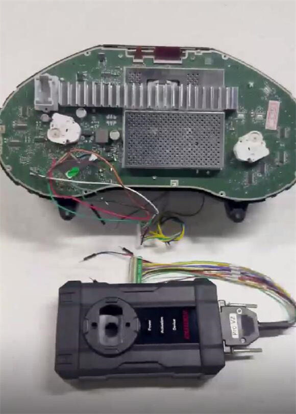 cg100x-benz-w205-mileage-correction-2 cg100x-benz-w205-mileage-correction-2